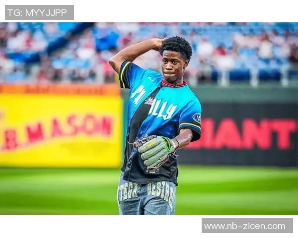 获赞下一个卡特！埃奇库姆险些暴扣米罗彰显惊人天赋