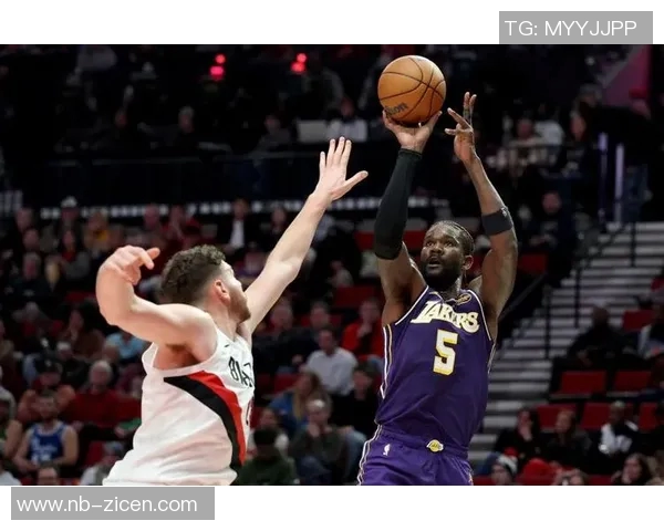 艾顿29+10阿夫迪亚33+6 湖人力克开拓者